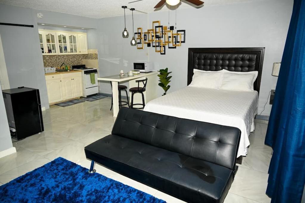 D'Escape At Seawind On The Bay Apartment Montego Bay Exterior photo
